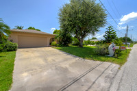 137 Leland St-14